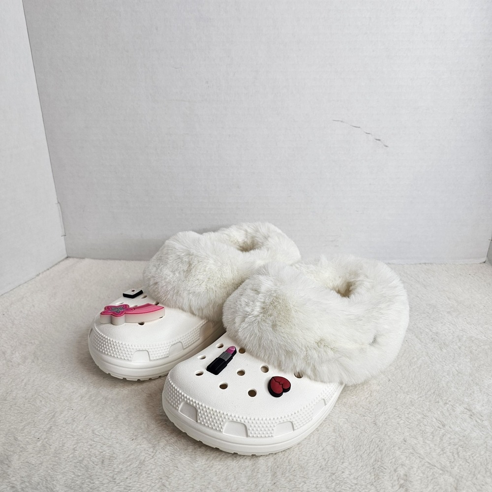 Crocs Classic White Mammoth Fuzzy Charm Clog Size M4 W6 Light Up *SpecialOrd